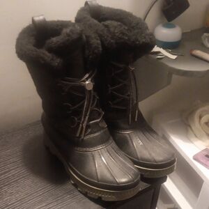Women's Black Winter Boots